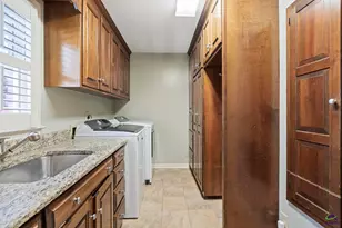 1231 Woodcrest Dr, Macon, GA 31210 - Photo 34