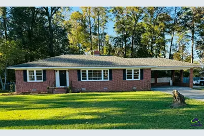 116 W Lewis Street, Cochran, GA 31014 - Photo 1