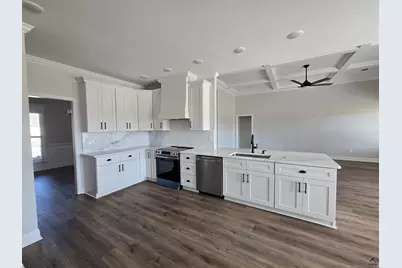 211 Serenity Court, Byron, GA 31008 - Photo 2