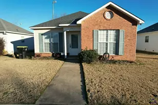 305 Norman Ln, Warner Robins, GA 31088 - Photo 1