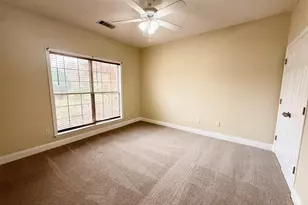 132 Montrose Ln, Centerville, GA 31028 - Photo 2