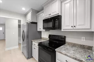 705 Tallulah Trail, Warner Robins, GA 31088 - Photo 10