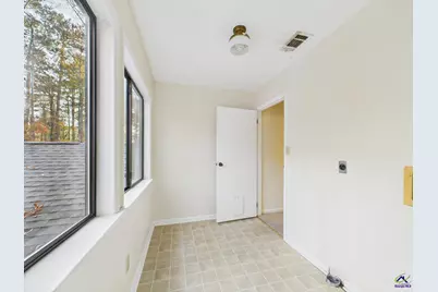 202 Hilltop Circle, Macon, GA 31210 - Photo 32