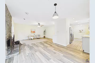 202 Hilltop Circle, Macon, GA 31210 - Photo 14