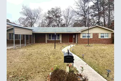 409 Forest Lake Drive, Warner Robins, GA 31093 - Photo 1