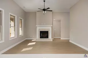 411 Colt Ct, Kathleen, GA 31047 - Photo 6