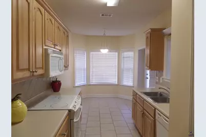 707 Wilmington Drive, Warner Robins, GA 31088 - Photo 6