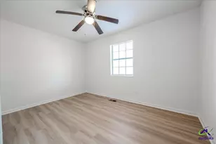 805 Coventry Cir, Perry, GA 31069 - Photo 16