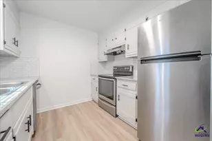 805 Coventry Cir, Perry, GA 31069 - Photo 10