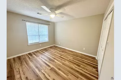 321 Somerset Drive, Warner Robins, GA 31088 - Photo 10