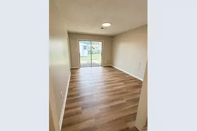 128 Barnesdale Dr, Warner Robins, GA 31093 - Photo 8