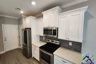 205 Laurel Springs Dr, Macon, GA 31206 - Photo 8