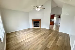 308 Strawbridge Ln, Bonaire, GA 31005 - Photo 2