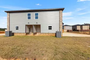 236 Beau Claire Cir, Byron, GA 31008 - Photo 42