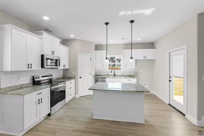 236 Beau Claire Circle, Byron, GA 31008 - Photo 6