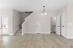 236 Beau Claire Cir, Byron, GA 31008 - Photo 16