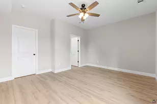 236 Beau Claire Cir, Byron, GA 31008 - Photo 38