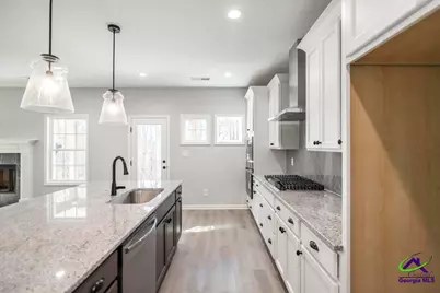 241 Meadows Lane, Bonaire, GA 31005 - Photo 8