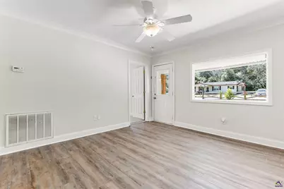 202 Martin Luther King Drive, Perry, GA 31069 - Photo 14