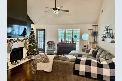 205 Bowen Drive, Warner Robins, GA 31088 - Photo 4