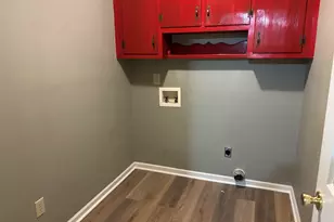 210 Addison Ln, Perry, GA 31069 - Photo 6