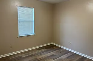 210 Addison Ln, Perry, GA 31069 - Photo 10