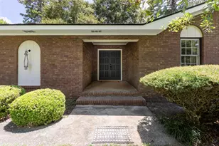 1726 Greenwood Cir, Perry, GA 31069 - Photo 6