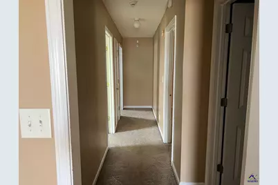 105 Sark Drive, Warner Robins, GA 31088 - Photo 4