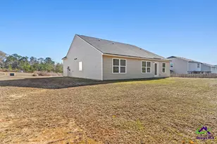 4057 Liberty Ests Dr, Macon, GA 31216 - Photo 4