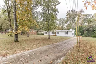 201 Sherman St, Warner Robins, GA 31088 - Photo 2