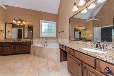 303 Sage Meadows Lane, Bonaire, GA 31005 - Photo 18