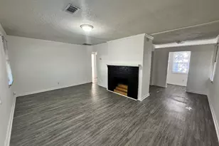 221 Meadowdale Dr, Warner Robins, GA 31088 - Photo 2