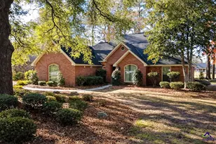 107 Deerwood Dr, Warner Robins, GA 31088 - Photo 2