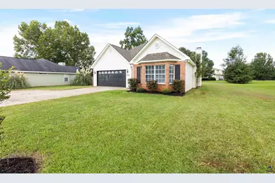 308 Peach Blossom Road, Bonaire, GA 31005 - Photo 2