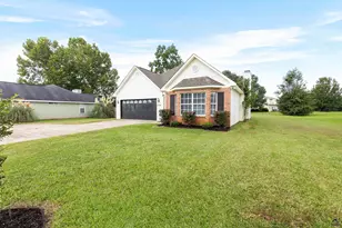 308 Peach Blossom Rd, Bonaire, GA 31005 - Photo 2