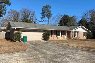 1716 Green Streets, Warner Robins, GA 31093 - Photo 2