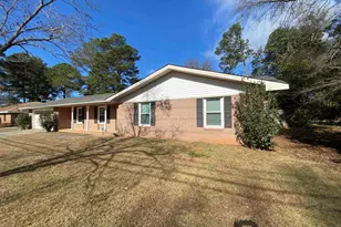 1716 Green Streets, Warner Robins, GA 31093 - Photo 4