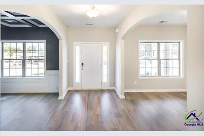 402 Baxter Drive, Kathleen, GA 31047 - Photo 2