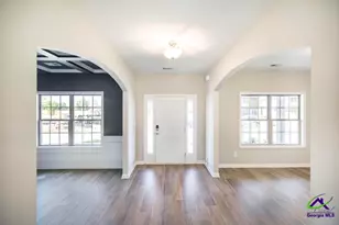 402 Baxter Dr, Kathleen, GA 31047 - Photo 2