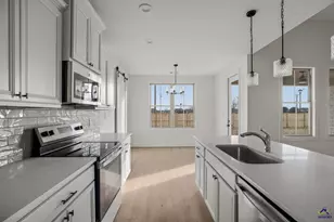 200 Farmland Circle, Perry, GA 31069 - Photo 30