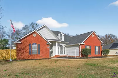 200 Wavertree Drive, Warner Robins, GA 31088 - Photo 2