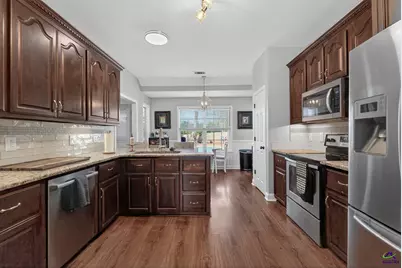 200 Wavertree Drive, Warner Robins, GA 31088 - Photo 22