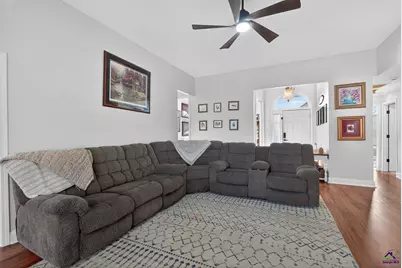 200 Wavertree Drive, Warner Robins, GA 31088 - Photo 14