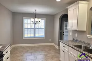 106 Ellington Ct, Perry, GA 31069 - Photo 4