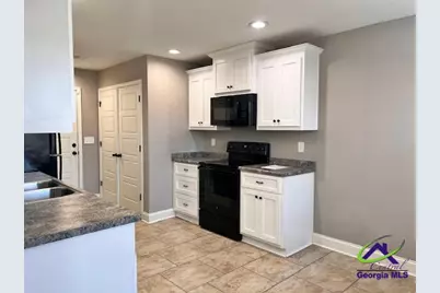 106 Ellington Court, Perry, GA 31069 - Photo 6