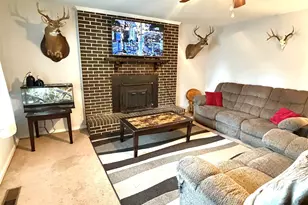 290 W Valley Dr, Fort Valley, GA 31030 - Photo 4