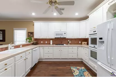 2080 Woodberry Run, Snellville, GA 30078 - Photo 16