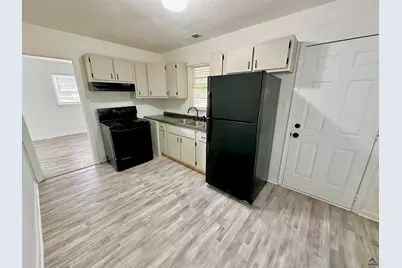 108 Smith, Warner Robins, GA 31088 - Photo 4