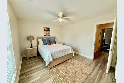 123 Webster Way, Warner Robins, GA 31088 - Photo 6