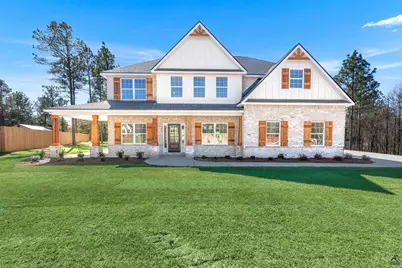 319 Air View Drive, Warner Robins, GA 31093 - Photo 1